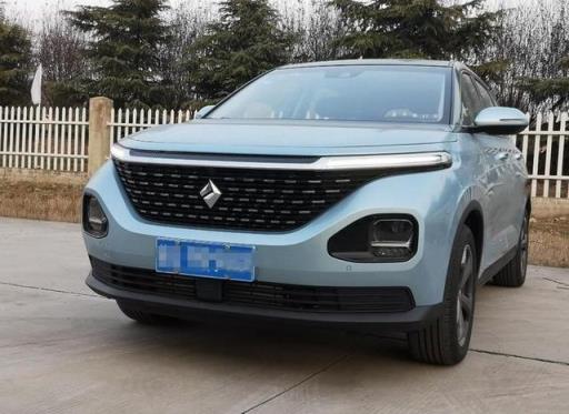 一年保养五六百，油耗低至4毛多，这家用车可比轿车、SUV划算多了