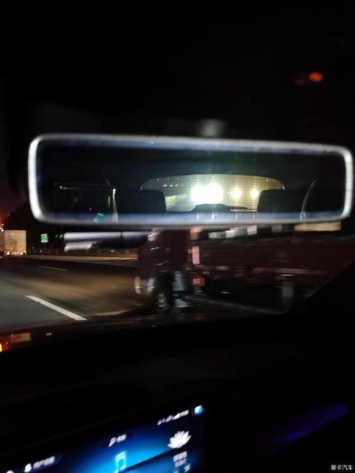 黑色奔驰GLC300提车，开了5000公里分享下用车感受