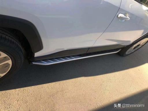 喜提新荣放加装尾翼