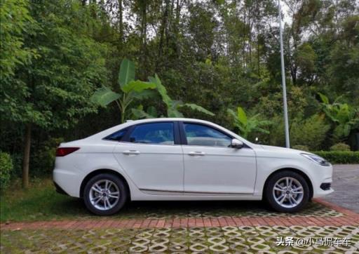 福睿斯4000KM用车感受，聊聊这车的优缺点