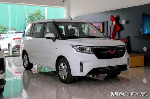 我的新工作伙伴——五菱宏光PLUS，选它只因实用性无可比拟