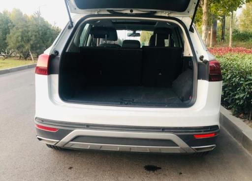 花自己的钱，买心怡的车，二十万元我直接提了我喜欢的大众探岳
