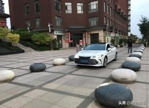 落地29万喜提亚洲龙双擎2.5L，综合油耗4.8L，说说我的用车感受