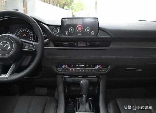 22万买马自达新款阿特兹，用车3000公里后，表示：2.5L油耗才8个