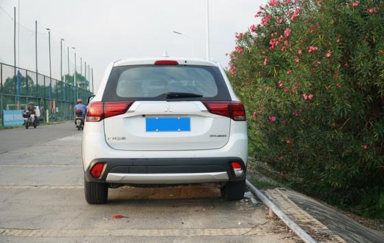 歐藍德提車作業愛車歐藍德一年10個月的風雨同行有你真好