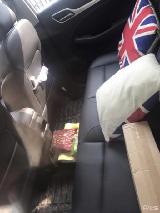 看到这款车就像着了魔，对别的车都没兴趣了，名爵ZS车主点评