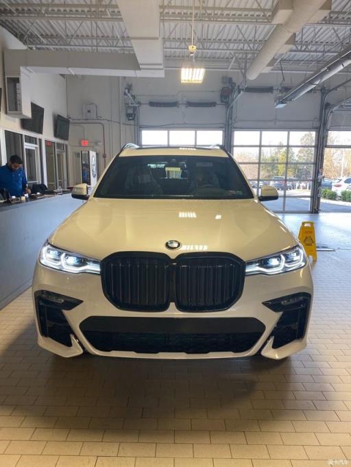 上得厅堂下得厨房，宝马X7 M50i提车，史上最大BMW？