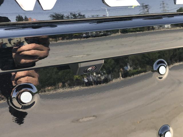 屁股很性感 喜提新款VV7