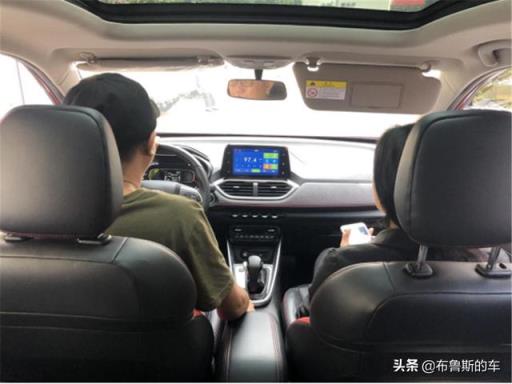 来自江西的车主口碑：平均油耗每公里5毛，好开好用，整体不错