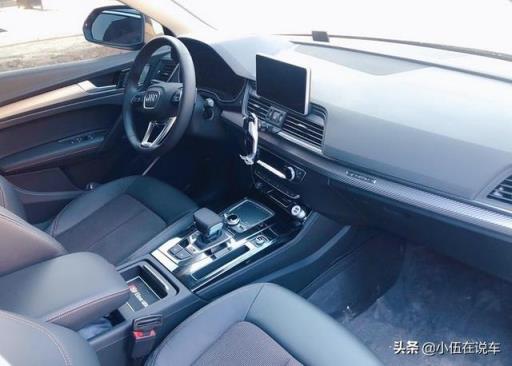 大学生44万喜提奥迪Q5L，车主：朋友都说我人傻，钱多