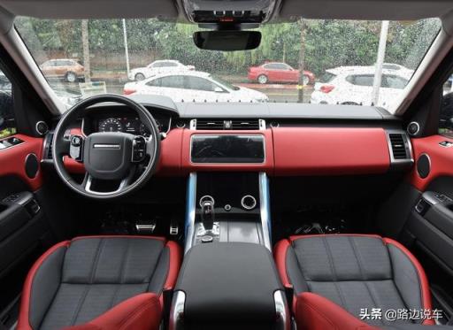 108万买路虎揽胜运动版，车主：不是在加油站，就是去加油站路上