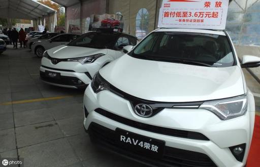 RAV4荣放的油耗很高吗？它的质量差吗？车主详细说了优点和缺点