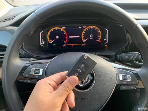 人生第一辆车，途岳提车记，车主：选车太难腿都要跑断了
