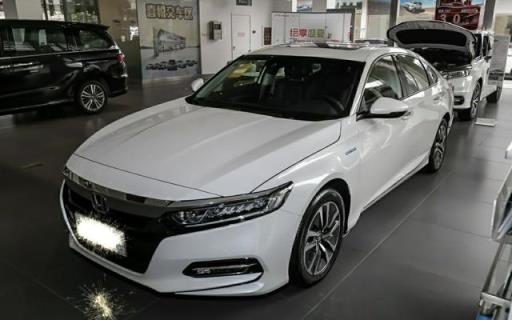 百公里油耗5.2L，裸车20w来自本田，老家农村回头率很高