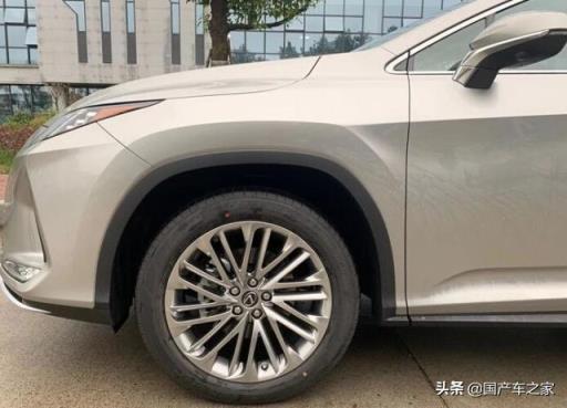 雷克萨斯RX450hL提车，车主：2月份开始关注，是好车