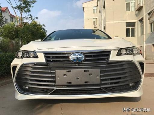 喜提丰田亚洲龙，车主说很像雷克萨斯，可网友们却说大嘴太丑