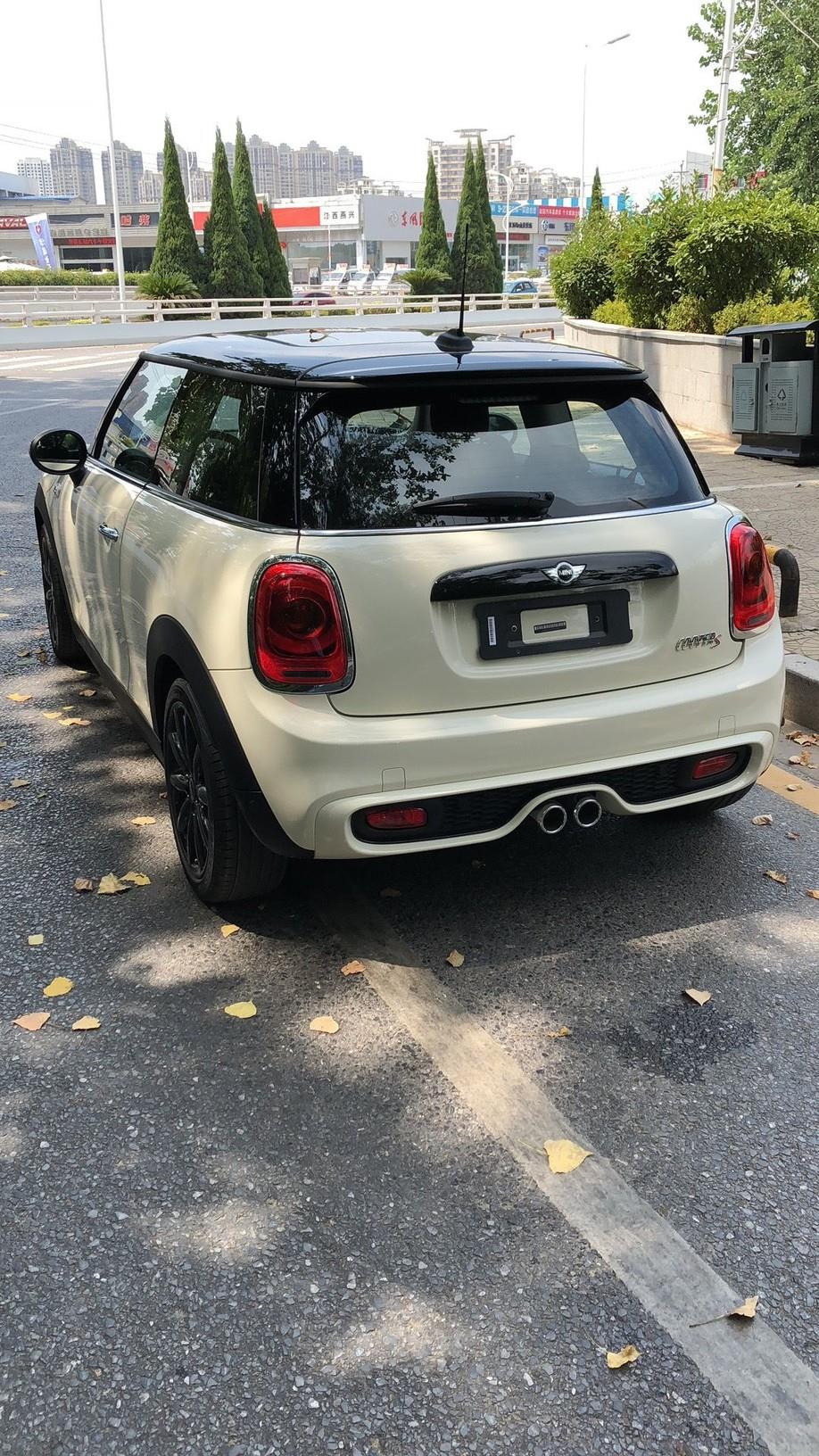 提车作业新人作业minif56coopers提车及加装触摸屏evo主机及