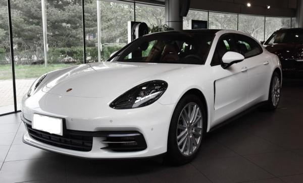 看了奔驰和奥迪A7，花120万提保时捷Panamera，车主：差距明显！