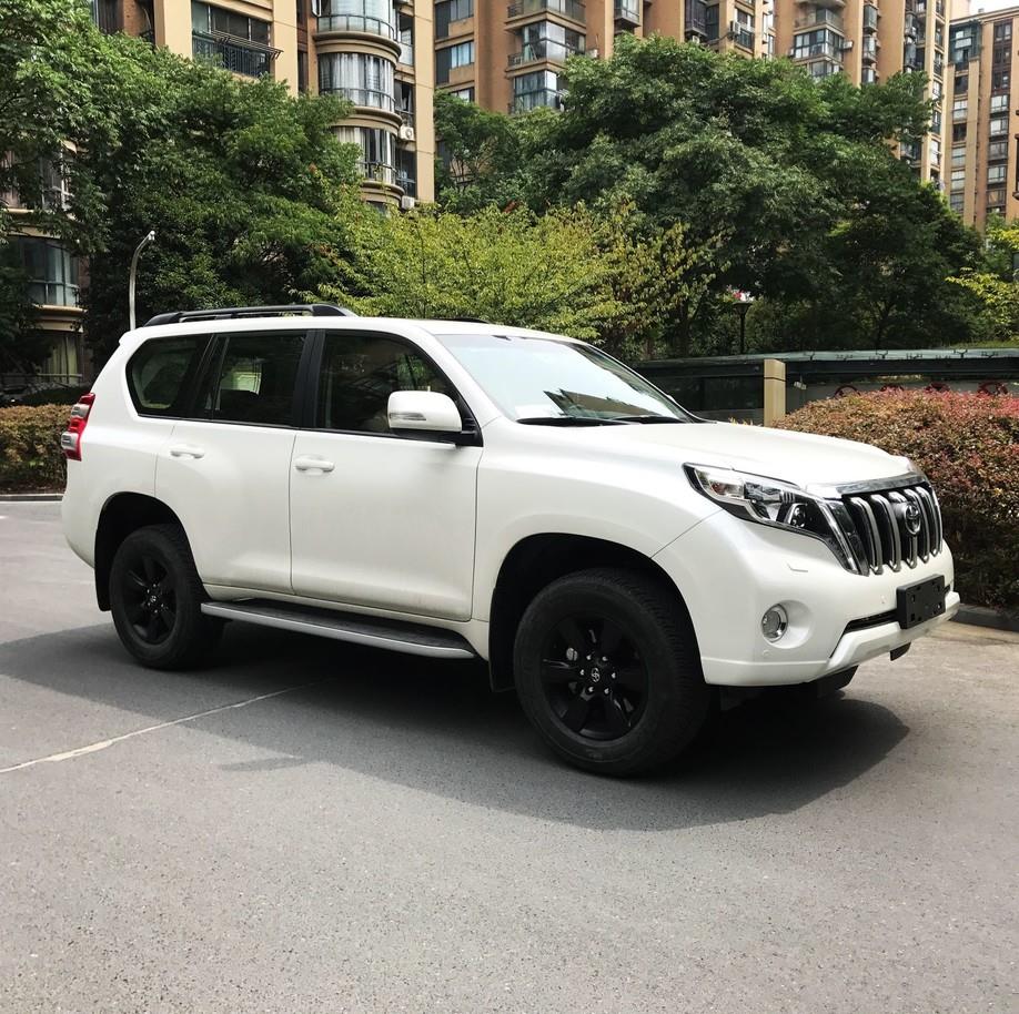 「普拉多提车作业」丰田普拉多 3.5 tx l 选车提车作业 - 玩车迷