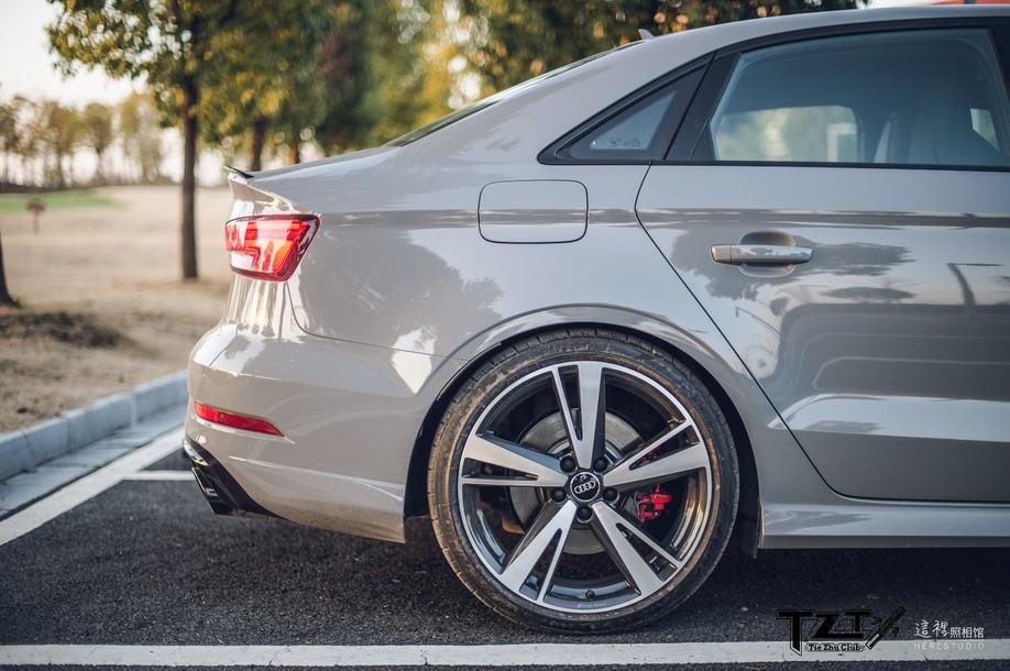 奥迪rs3提车作业奥迪rs3震撼来袭mdashmdashmdash提车作业mtm一阶