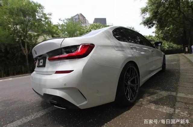 33万提辆宝马325Li真的值吗？用车3000公里后，车主说了句大实话