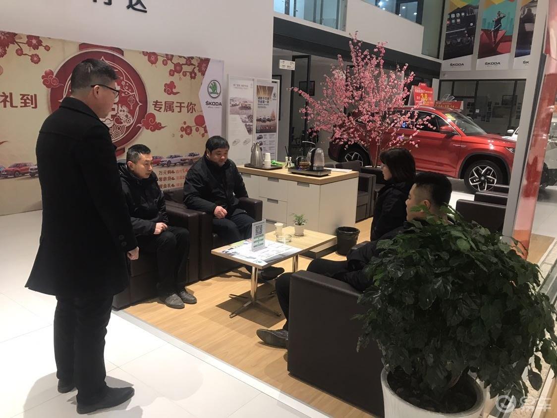 柯米克提车作业