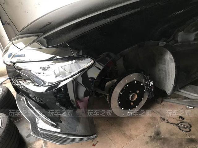 打造素改黑武士 阿尔法·罗密欧Giulia改装案例