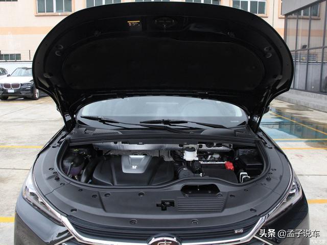 裸车14万入手比亚迪唐，用车3000公里，车主：空间很满意