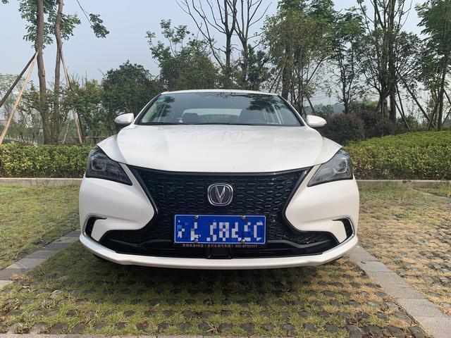 长安1.4T逸动蓝鲸版，这款车究竟好不好？车主只说了一个字：值
