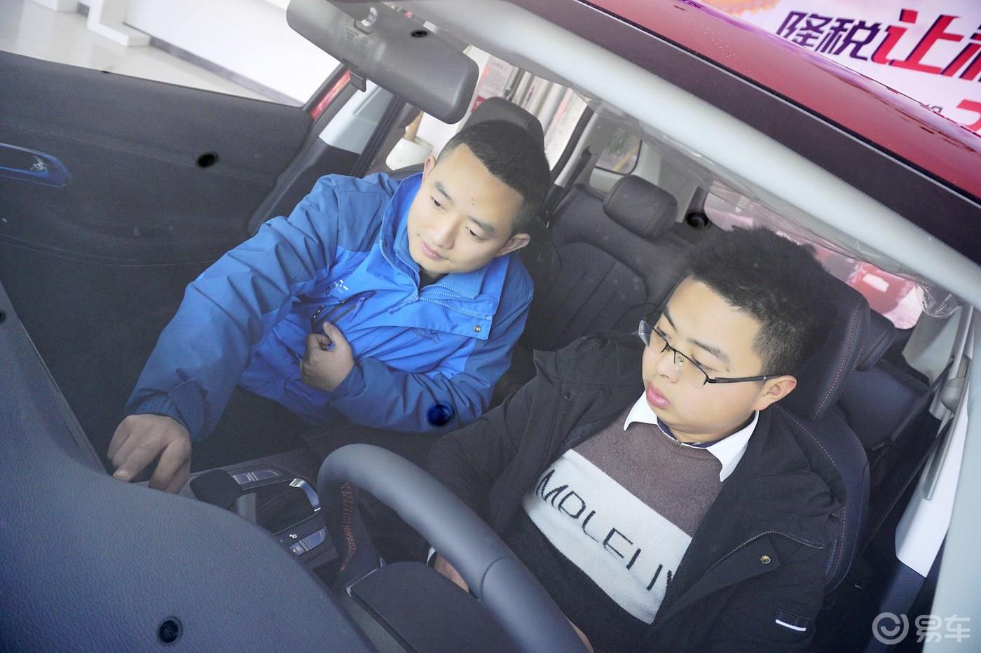 “我和长安欧尚X7的故事”开最美中国车，做自豪中国人！---理工男年关提车记。