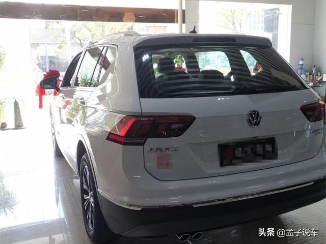 大众途观L提车作业，车主：油耗才8个，2.0T动力很满意