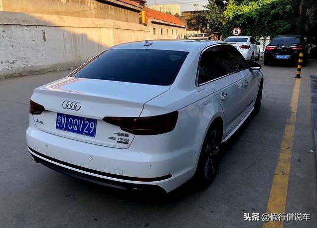 奥迪A4 45顶配2年用车感受，V6换L4的纠结，40万的A4，加速5.6秒