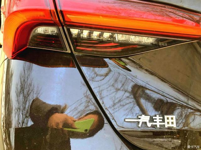当初没选奥迪A4L，提了亚洲龙混动顶配，如今开了1年后悔吗？