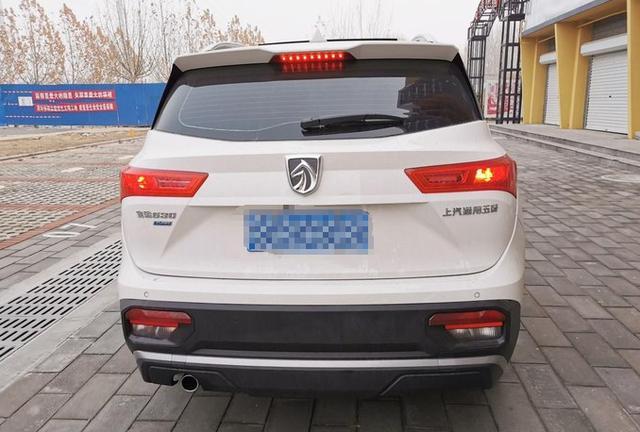 全球型suv宝骏530，轴距比CRV还长，价格不到8万