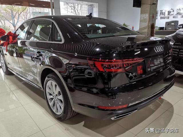送给自己32岁的生日礼物，25万喜提奥迪A4L，空间油耗都满意