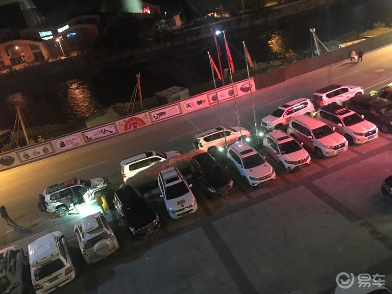 追云逐雪 初冬冰雪中穿越川西宝康小金线