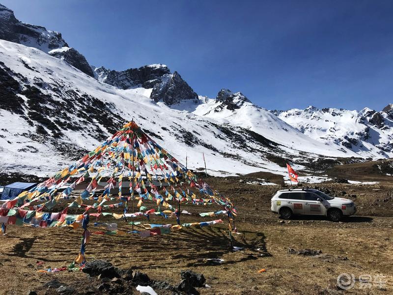 追云逐雪 初冬冰雪中穿越川西宝康小金线