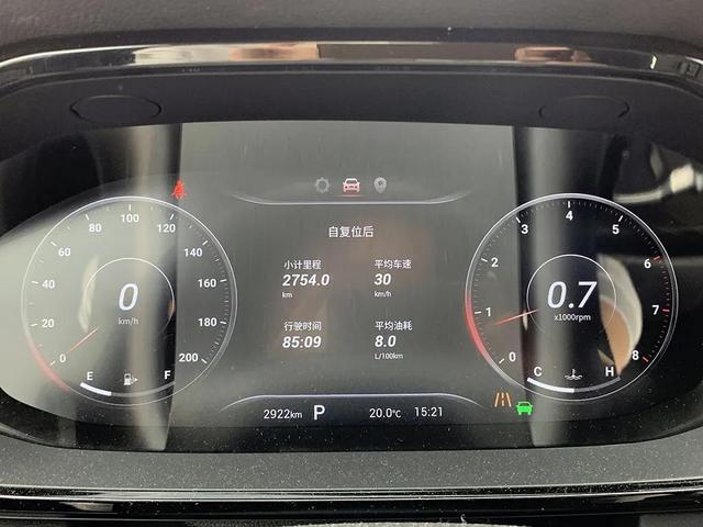 MAXUS D60三千公里感受：一身潮牌的佛系青年