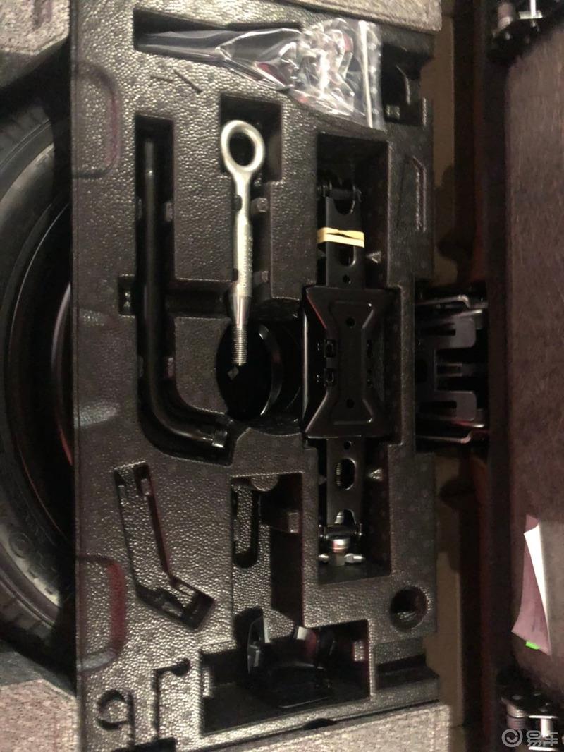 2020款XC90T6提车作业