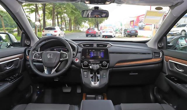 15.4万喜提长安CS75 PLUS，再换到本田CR-V，车主：对比差距明显