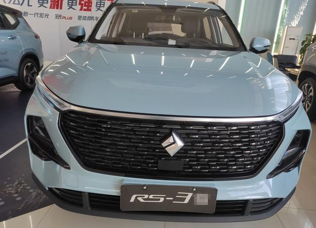 嫌大众贵了，提了台“豪华SUV”，钻石车标配智能网联，也就7.18w