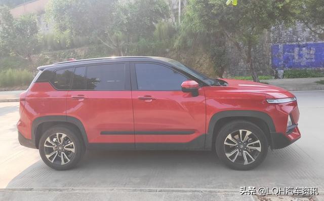 嫌H6老气，提了台智能SUV，设计颇有国际范，10w开走还能自动驾驶