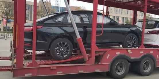 不到10万提台B级车，长近5米配钻石车标，春节回家有它很安全
