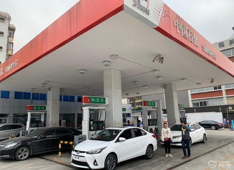 2020款丰田致享科技版提车作业