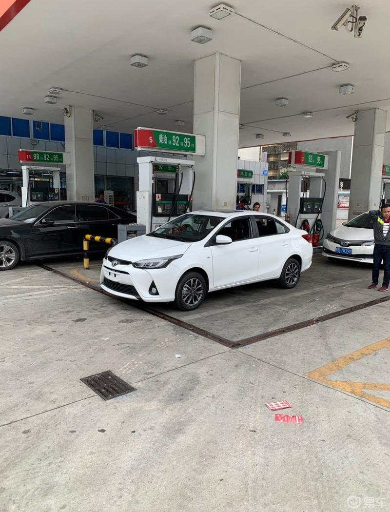 2020款丰田致享科技版提车作业