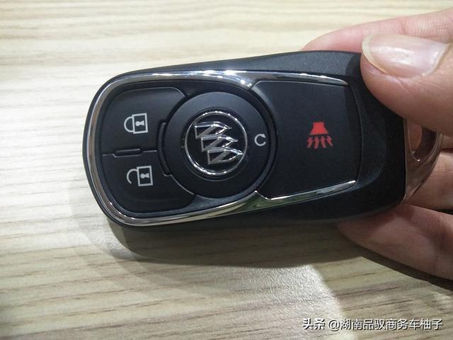 纠结多月，提别克GL8 ES丐版商务车，为二胎准备（分享）