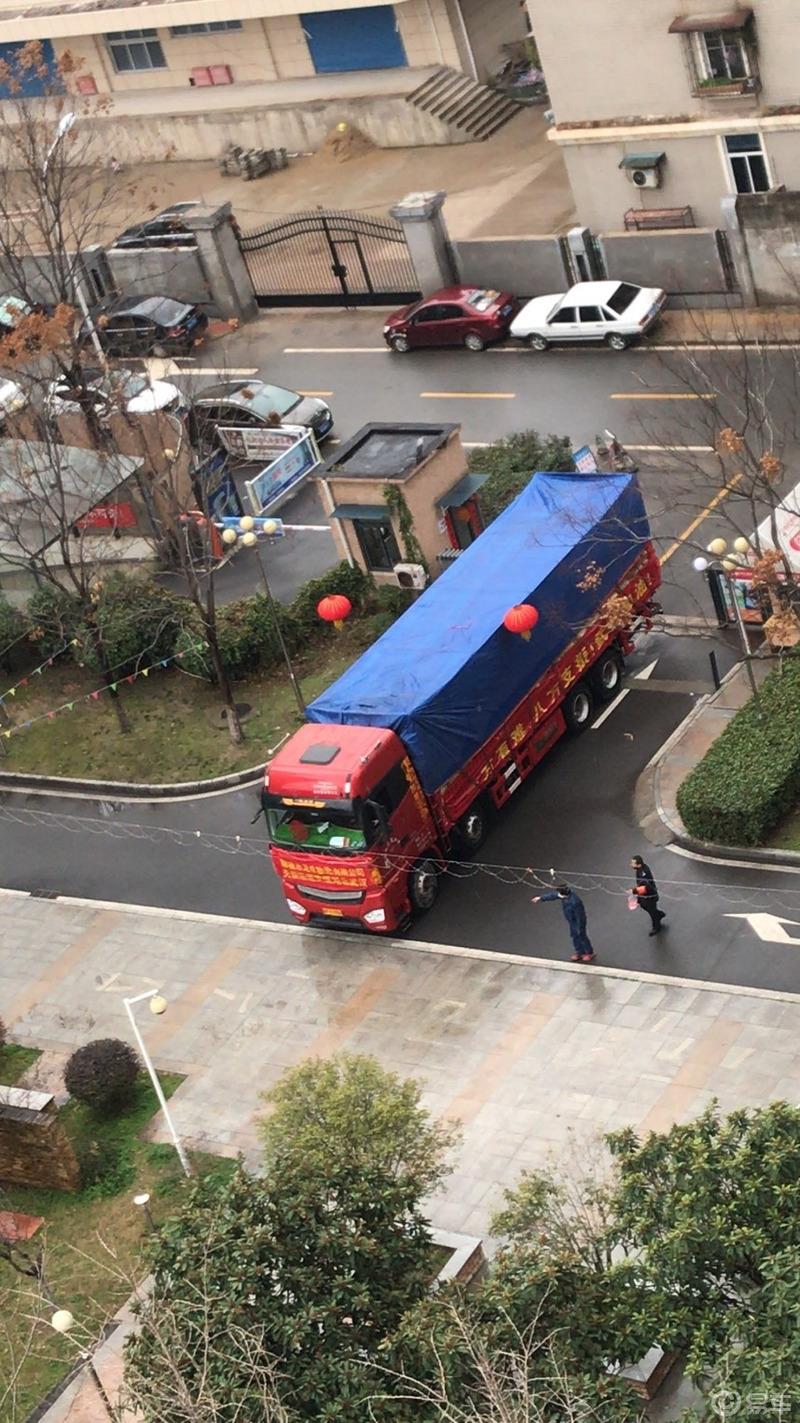 暖心菜过后迎来武汉的第一场雪
