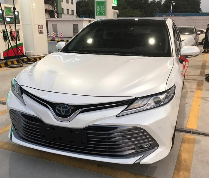 凯美瑞提车作业适合自己的才是最好的满意凯美瑞的颜值