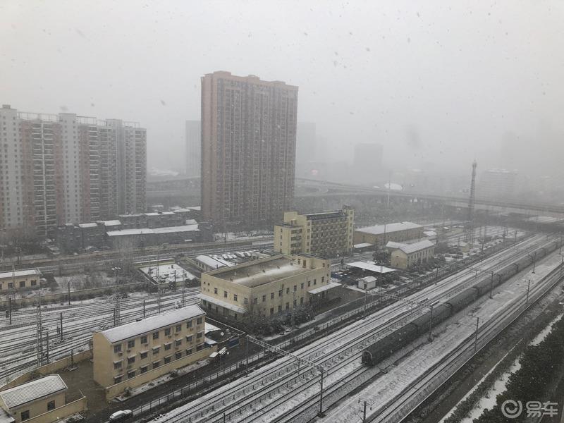 暖心菜过后迎来武汉的第一场雪