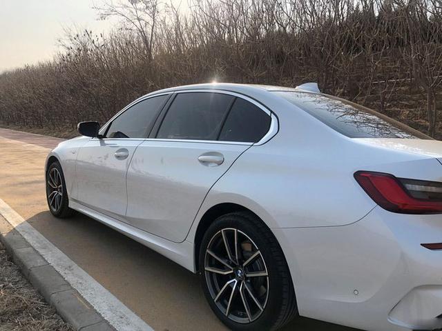 30多万，放弃奥迪A6L，选择了宝马3系